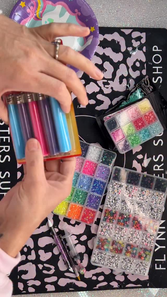 Bestiiieeesss!! I used my #flynnstone kit from @flynnsisterssupplyshop #bling