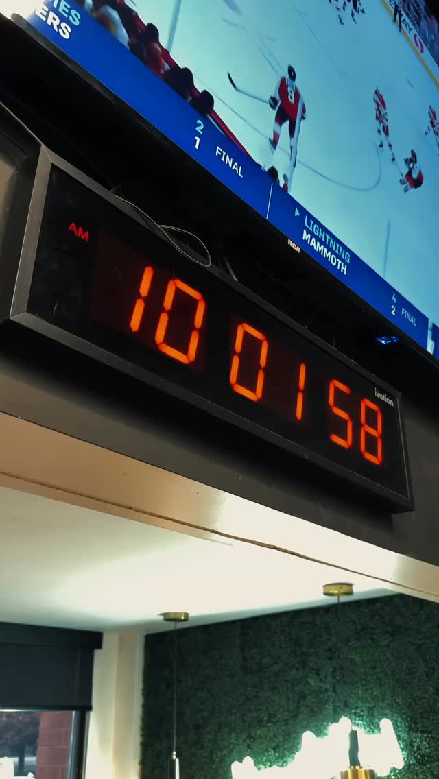 New year. Same 24 hours. New standards.
2026 isn’t about waiting for motivation…it’s about starting before you feel ready.
One workout turns into consistency.
Consistency turns into confidence.
And confidence changes everything.
If you’ve been waiting for the “right time”… this is it.
Press play. Show up. Let the work do the talking.
#2026Goals #NewYearNewYou #FitnessMotivation #StartNow #consistencyovermotivation