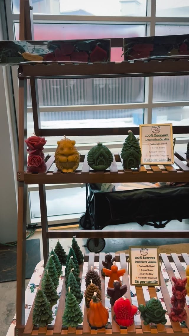 It's a beautiful day for a farmers market - have a great selection of meat, candles, and tea at both @gffarmersmarket & @saratogafarmersmarket
We also have fresh kettle boiled bagels in Saratoga!