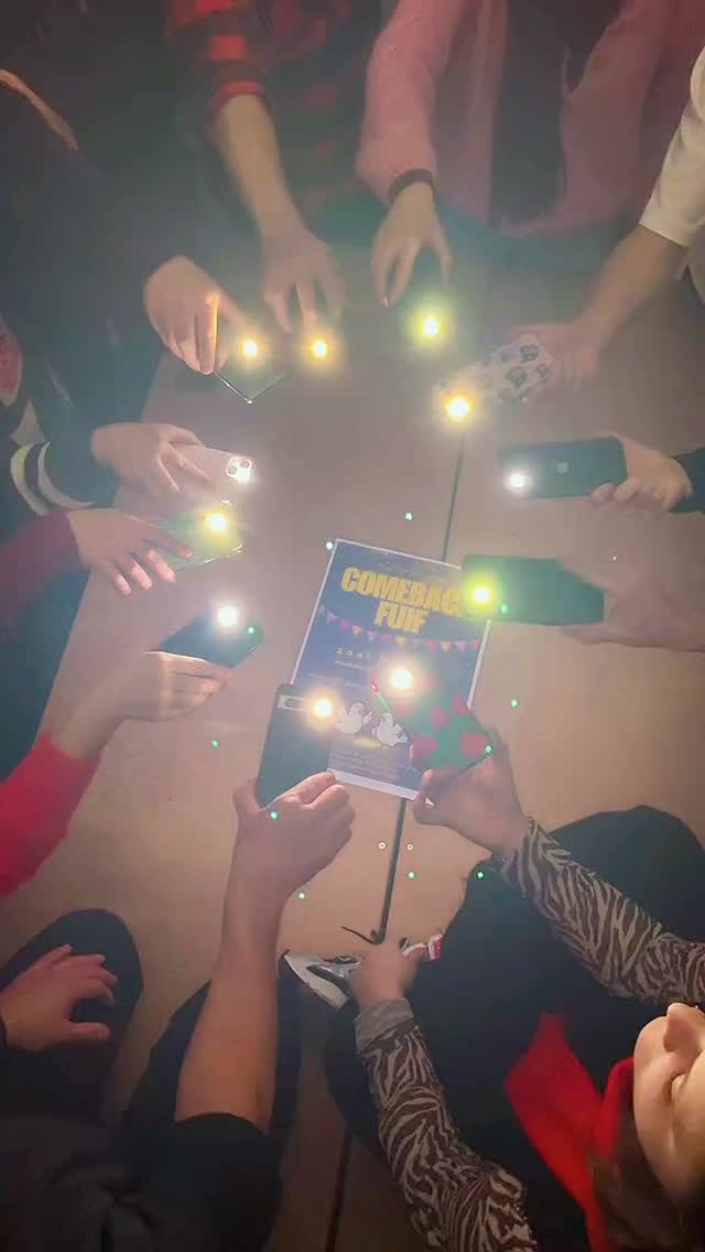 Onze Comebackfuif komt eraan! Het aftellen is begonnen… Zijn jullie er ook klaar voor?
📅 Vrijdag 23 januari
⏰ 19u – 24u
💸 Tickets: 4 euro, verkrijgbaar aan het onthaal
Mis het niet! Jij komt toch ook feesten met ons?💃🎉🪩