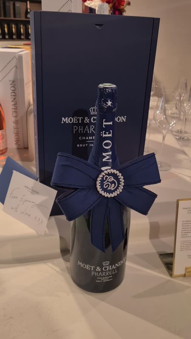 An incredible tour tasting through the Moët & Chandon portfolio, with a special focus on the Pharrell Williams Limited Edition. It’s fascinating to see how a historic Maison continues to innovate through creative partnerships while maintaining its signature excellence.
#toursinchampagne
#tourwithlocals
#besttours #winetours #champagne champagneexperience
champagnelover champagnelovers
champagneaddict champagne
private privatexperience honeymoon champagnesecret champagnemoments champagneprivateexperience luxurychampagne finechampagne champagneguide champagnelife champagnetasting winelover winelovers winetasting wineblogger winedestination winetravel winetraveler
thechampagnewineclub champagneluxurytrip