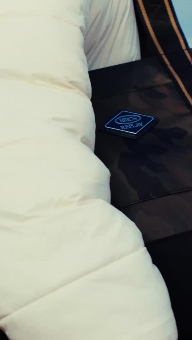 Not just a journey - it’s a statement.
The @replay x Bric’s collection is your ultimate travel companion.
For those who travel not only to move but to stand out in style.
If you are interested in becoming a UK stockist, please send us a message or alternatively see link in bio.
#Brics #ReplayXBrics #ReplayTravel #LuxuryTravel #TravelAddict