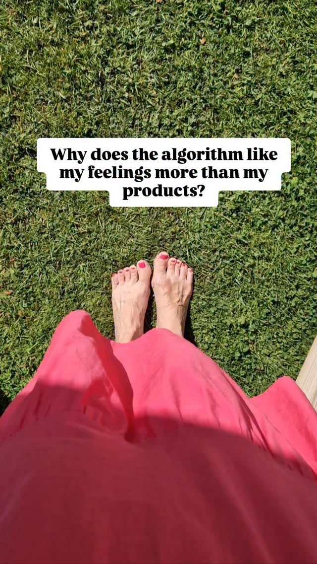 I can't believe how many people saw my post about the question I was dreading over the holidays and the one after that to be honest. My views on social media have been terrible lately, so why does it take me being really honest to get so many views? Why does social media hate promoting products? Or is it that generally we just like to see someone being open and honest more than being sold to?
Another interesting fact, that day, my website views were up 638% from Instagram and 452% from Facebook, I mean that's nuts but brilliant.
#honesty #algorithms #discovery