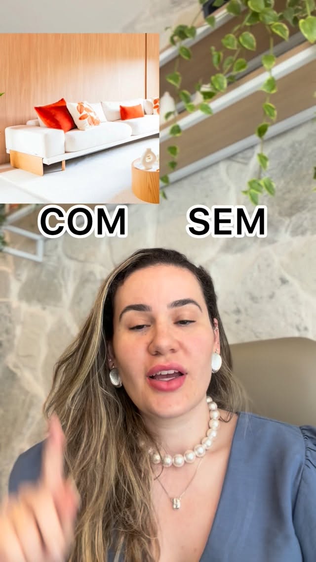 Concorda ou discorda?
Arquiteta: @leticiagarin.arq
#sofaretratil #aptodecorado #arquitetasp