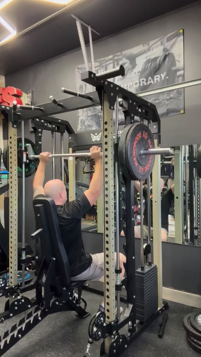 Bicep and shoulder day. #truegritlifestyle #weightloss #fitness #majorfitness