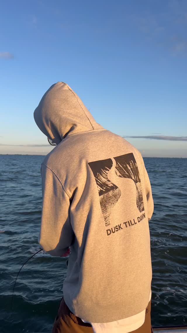 Reminiscing on this footage chasing some big Zanders in the open, while looking outside seeing it snowing and 40 kts of wind😭
#fishingguidenetherlands #zander #angeln #reels #westinfishing