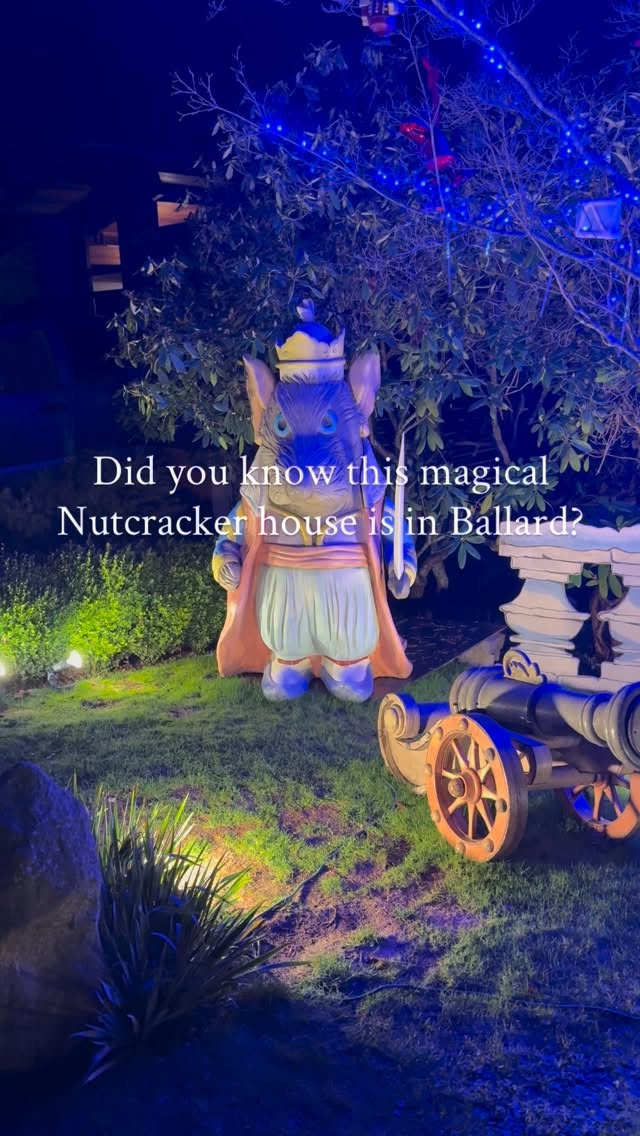 Nutcracker House in Ballard feels like stepping into a holiday storybook 🎄🩰
Seattle has the most magical surprises if you know where to look ✨
Save this spot for a cozy winter walk 🤍
#seattle #seattlelife #nutcraker #ballardseattle #seattleneighborhoods