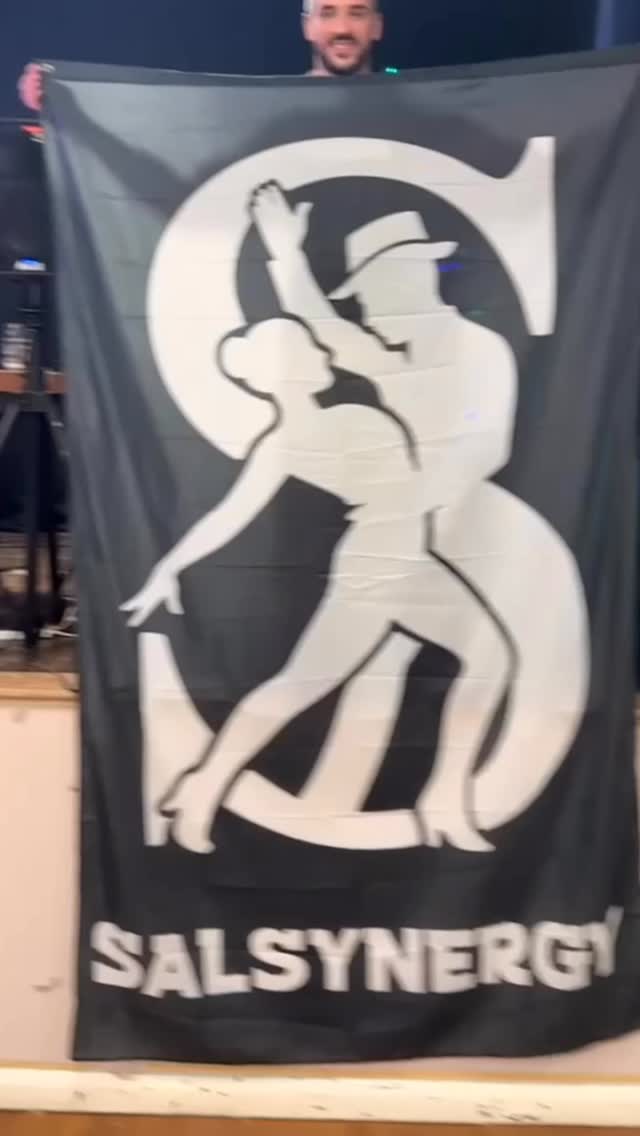 Happy New Year Salsynergy Family 🙏
See you Sunday 🥰❤️