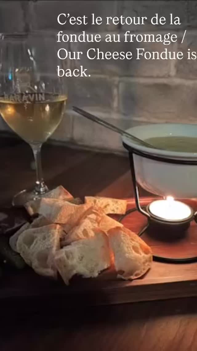 Fondue au vin blanc et assiette de charcuteries / Cheese Fondue and Charcuterie Board
#fondue #cheesefondue #1001fondues #fromagesduquébec #apresski