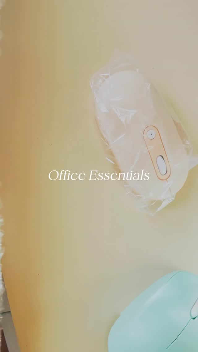 New toys for the office…eekk! So excited to use them. #aesthetic #cutesy #officeessentials #branddesigner #graphicdesignerlife #designlife