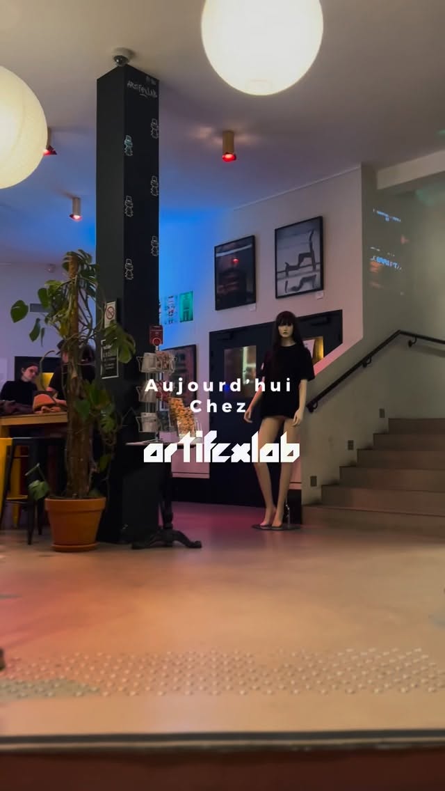 CORRUPT touche à sa fin.
Merci à toutes celles et ceux qui ont fait vibrer l’exposition jusqu’au dernier moment.
Chez Artifexlab, les espaces se transforment déjà.
Le bar reste ouvert, l’énergie est là, et une nouvelle exposition s’installe.
✨ RÉUNI.E.S arrive…
10 rue de la Vacquerie, 75011 Paris
Rendez-vous mardi à 19h pour découvrir la nouvelle exposition.
#artifexlab #exposition #artcontemporain#installationartistique
#reunies
