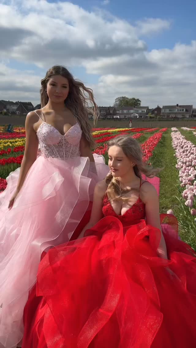 Many photoshoots, catwalks, TikTok’s and prom appointments later…
We are so excited to see what 2026 has in store🤩We have already sold so many beautiful dresses to our 2026 prom girls and we can’t wait to welcome more of you to our showroom this year!
