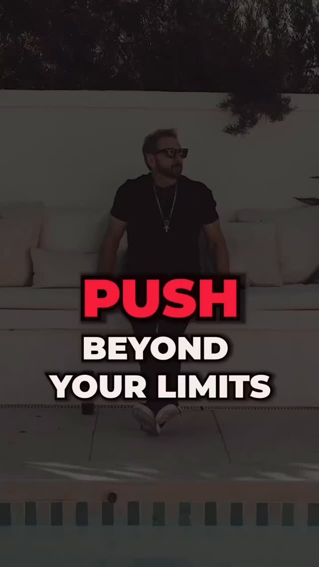 Comfort zones are where dreams go to die. Greatness comes from pushing through limits, turning up the heat, and accelerating past what feels safe.
It’s about riding the razor’s edge of chaos without crashing.
Are you ready to break through?
Join my 8-week Restaurant Growth Challenge and discover your true potential.
Double tap if you’re done playing small 💪
#RestaurantGrowth #PushYourLimits #Ambition
