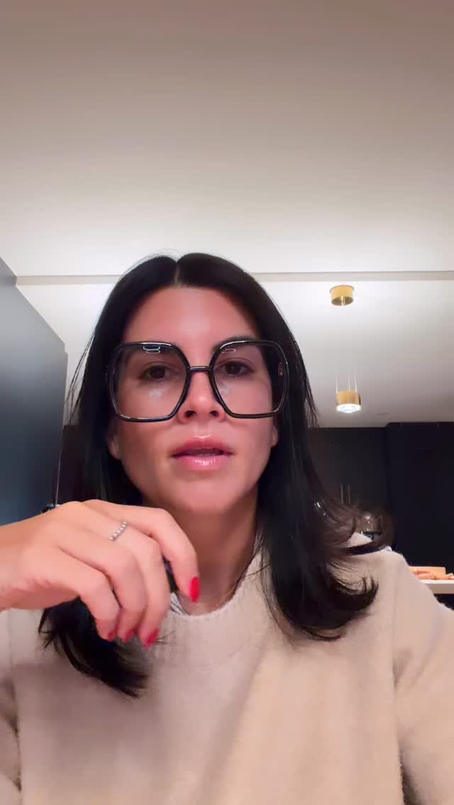 ☕🐈⬛ Wo gibt’s eigentlich Schwarze Katze Kaffee?
Ihr fragt. Wir antworten. Immer wieder.
🌱 Bio. Fairtrade. Nachhaltig.
Unser Schwarze Katze Kaffee ist für alle, die bewusst genießen – zu Hause und im Business.
🛒 Online shoppen:
👉 www.schwarzekatze-kaffee.de
👉 Oder ganz easy: Link in Bio
🏨 Für Cafés, Gastronomie, Concept Stores, Boutiquen & Hotels:
Ihr sucht hochwertigen Kaffee mit Haltung & Charakter?
Let’s talk. 🤝
Schreibt uns eine DM oder markiert jemanden, der genau das sucht.
Genuss mit Verantwortung.
Schwarze Katze. 🐈⬛☕
#schwarzekatze #biofairtradekaffee #nachhaltigerkaffee