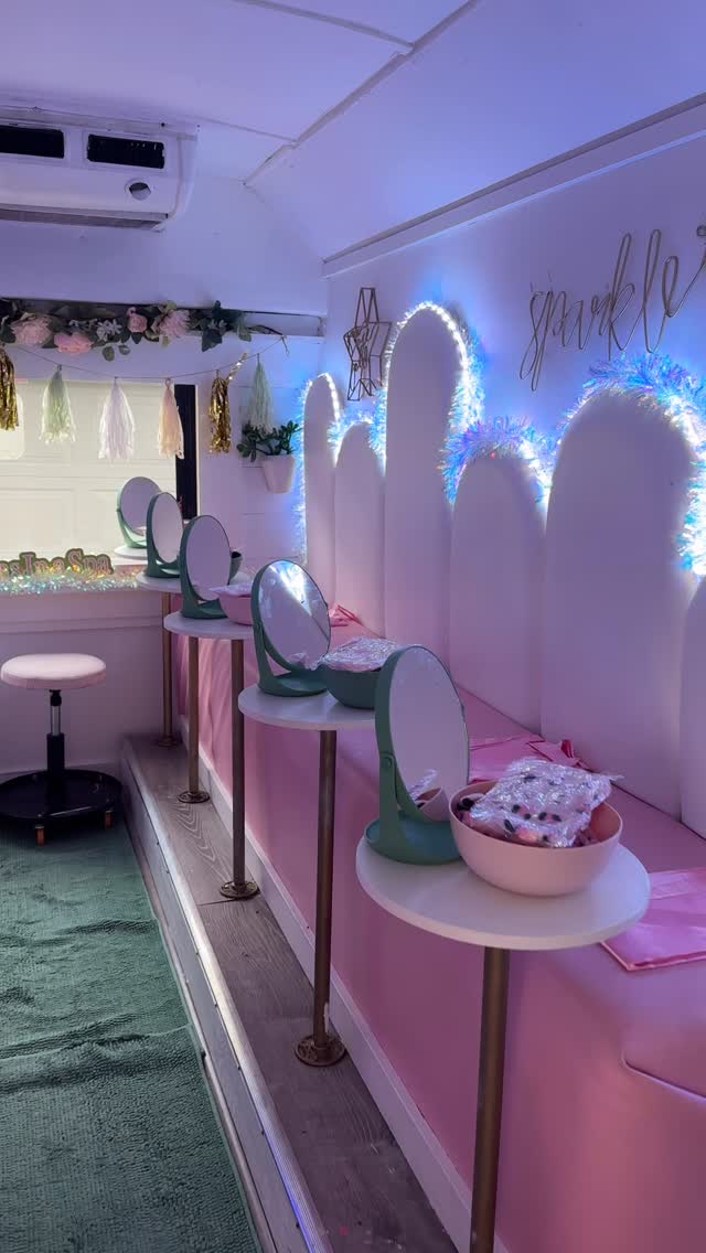 If you’re searching for the best mobile spa party for girls, Two Peas in a Spa is the experience you’ve been looking for. We specialize in kids spa birthday parties for girls ages 4–14, featuring manicures, pedicures, kid-friendly facials, our signature Toast to the Birthday Girl, and creative fun with our Little Artist Party.
Whether your daughter loves spa days, art parties, or luxury birthday experiences, we bring everything right to your doorstep for a stress-free, unforgettable celebration.
📍 Mobile kids spa parties
🎀 Perfect for birthdays, celebrations & special events
🚌 We come to you
Book your mobile spa party today at twopeasinaspa.com.
#TwoPeasInASpa #MobileSpaParty #KidsSpaParty #GirlsBirthdayParty #LuxuryKidsParties SpaPartyForGirls BirthdayPartyIdeas LittleArtistParty KidsPartyInspo PartyAtHome