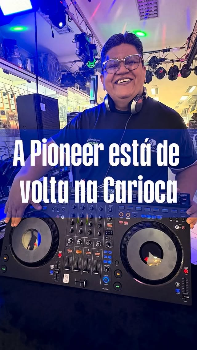 Fala pessoal, estamos de volta com tudo com as controladoras da Pioneer, e olha só quem chega pra marcar presença: a DDJ GRV6!
Uma controladora completa pra quem quer performance, versatilidade e aquela pegada profissional na pista.
São 2 decks, jog wheels precisos, pads sensíveis e uma interface de áudio integrada, pronta pra conectar e sair tocando.
Ideal pra quem busca qualidade, praticidade e um design moderno que chama atenção por onde passa.
A DDJ GRV6 responde rápido, tem construção sólida e entrega um controle total nas suas mixagens.
É hora de elevar o seu som — e a sua presença no palco.
DDJ GRV6. Controle, performance e estilo em um só equipamento.”
.
#cariocainstrumentosmusicais #manaus #brasil #vempracarioca #explorar explore foryou pioneer