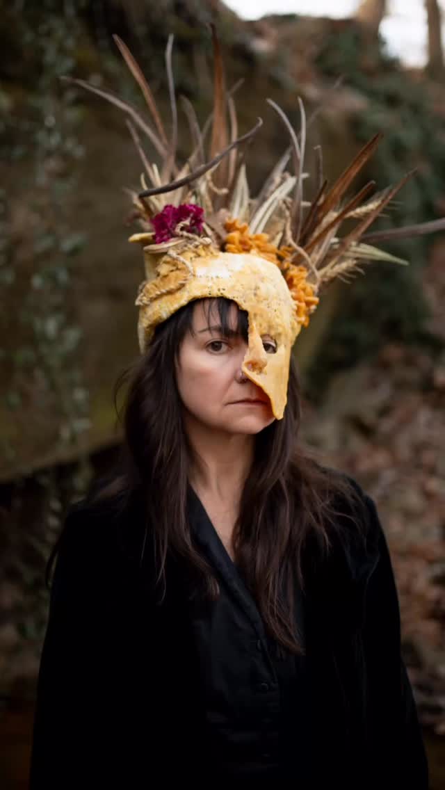 The Phantom of the Okra
Artist : Sarah Wolfe @commonfinish
Photographed by: Bonnie Bowman @bonniebowmanphotography
.
.
#artist #letsmakeart #vincennesindiana