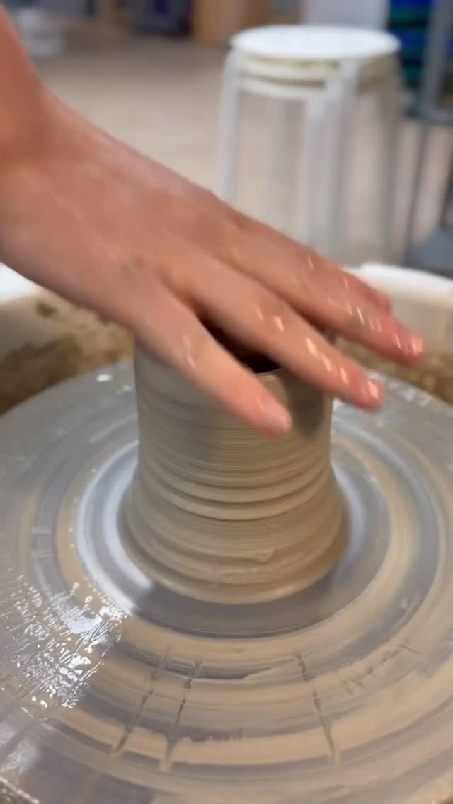 ✨irl ghost moment with your huni?✨
✨This valentines get down and dirty at Pottymouth Studio, limited tickets available!✨
✨get silly, get creative, get messy, get throwing with your dearly beloved✨
✨couples tickets £100, send this to your valentine 💌 ✨