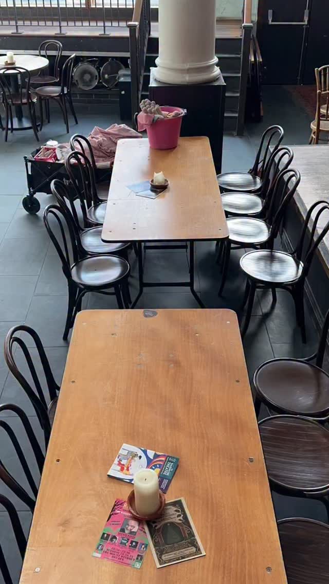 ✨SATURDAY 10TH OF JAN - 1.00PM✨
✨£38.50 with discounts available for students and those on lower income✨
✨Only a few tickets left at Old Market Assembly on Saturday!✨
✨Come along and make a slab built mug with us and start the year off right✨
#newyearnewcraft #handmade #workshopsbristol #pottery #ceramiccra