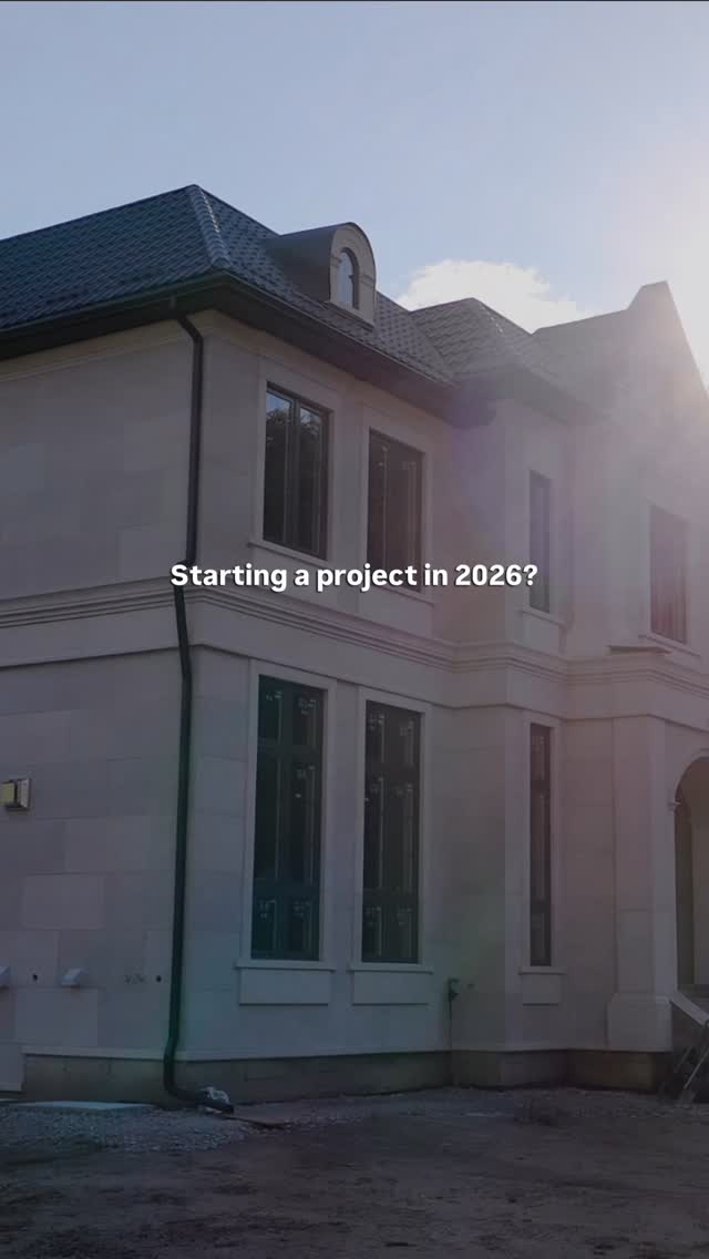 DM us to learn more about our Lightweight Engineered Limestone line and how it can elevate your projects this year. ✉️🏠
.
.
.
.
.
Custom home designs, limestone exterior, Oakville builder, Toronto builder, Toronto custom projects, GTA builders, high-end, luxury, renovations, exterior cladding, limestone veneer, stone veneer,