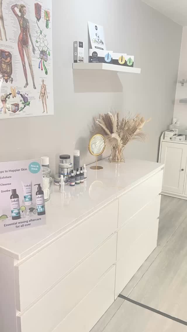 Are looking for clinic for your beauty needs? Naz’s Beauty and Aesthetics is perfect for you 🌸🌸
DM if you need help 🌸🌸