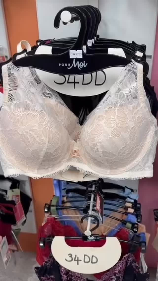 Our SALE is going strong! 🎉💖
We’ve got loads of gorgeous bargains waiting for you in store. Here’s just a peek at some of the bras we have in a selection of sizes… 👀✨
Are you lucky enough to spot your size or a style you love? 😍
And if not, don’t worry! We’ve got so much more in store, including:
🩲 Matching briefs
🌊 Swimwear
🌙 Nightwear
👖 Jeans
📍 Open today 10–5 — pop in and treat yourself!
#PandorasBoxLingerie #LingerieSale #SaleAlert #BraShopping #BargainFinds LingerieLove SupportLocal ShopLocal FeelGoodFashion PerfectFit TreatYourself 💕🛍️