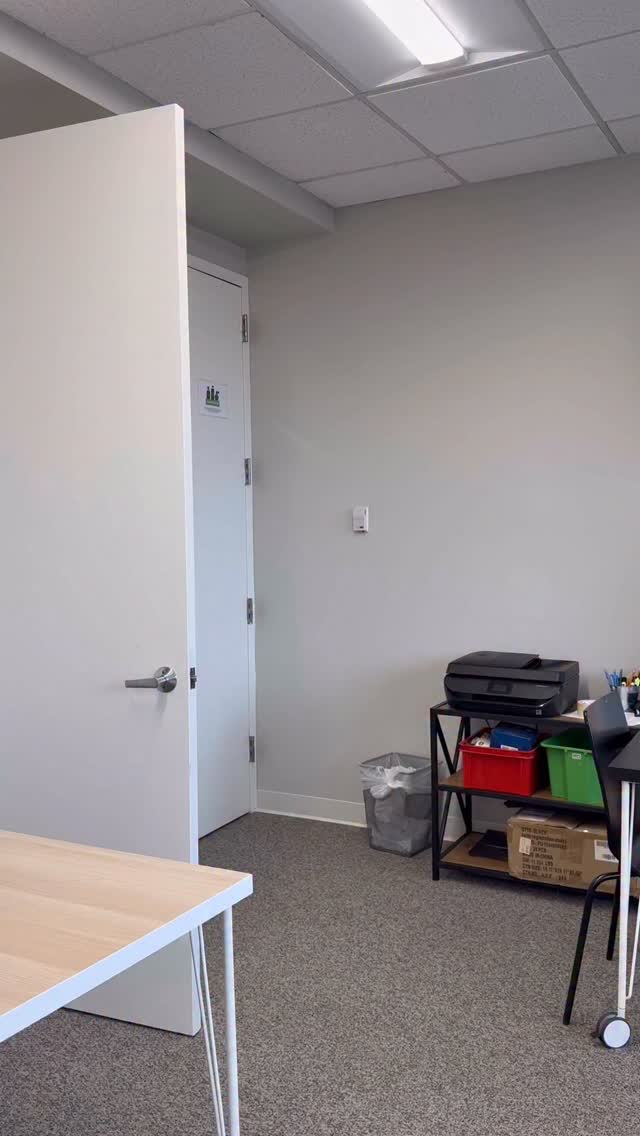 “You should try PECS!”
No.
No.
No.
Because communication is bigger than requests.
As Jordyn Zimmerman says:
“PECS is not a communication system. PECS is a requesting system.”
Requesting is one function of communication.
It is not identity.
It is not autonomy.
It is not participation.
If a learner can only ask for what others decide is worth asking for, that’s not access. That’s limitation.
Presume competence.
Build robust communication systems.
Listen when nonspeaking people tell us what doesn’t work.
#PresumeCompetence #CommunicationIsAHumanRight #AAC #NonspeakingVoices #DoBetter
