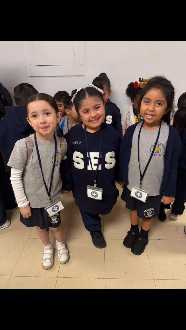 Our school Field Trip to the Long Beach Aquarium of the Pacific! 🌊🐠🦀🐬🦦🪸🐙🐋🐡🦑🦈🪼🦭
#stemydiuscatholicschool #jaguarstrong #schoolfieldtrip #longbeachaquarium