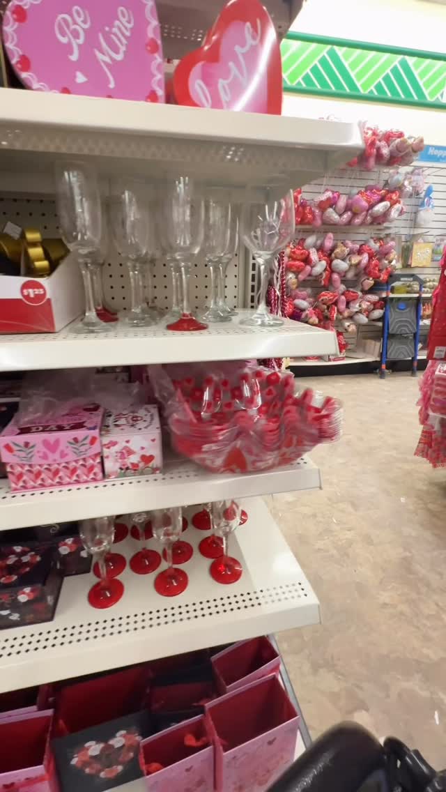 I’ll be away until 1/12 - excuse me while I actually finish this series and all of the editing! ❤️🔥
14 Days of Valentines DIY - COMING SOON….
#valentinesdiy #dollartreediy #dollartreefinds