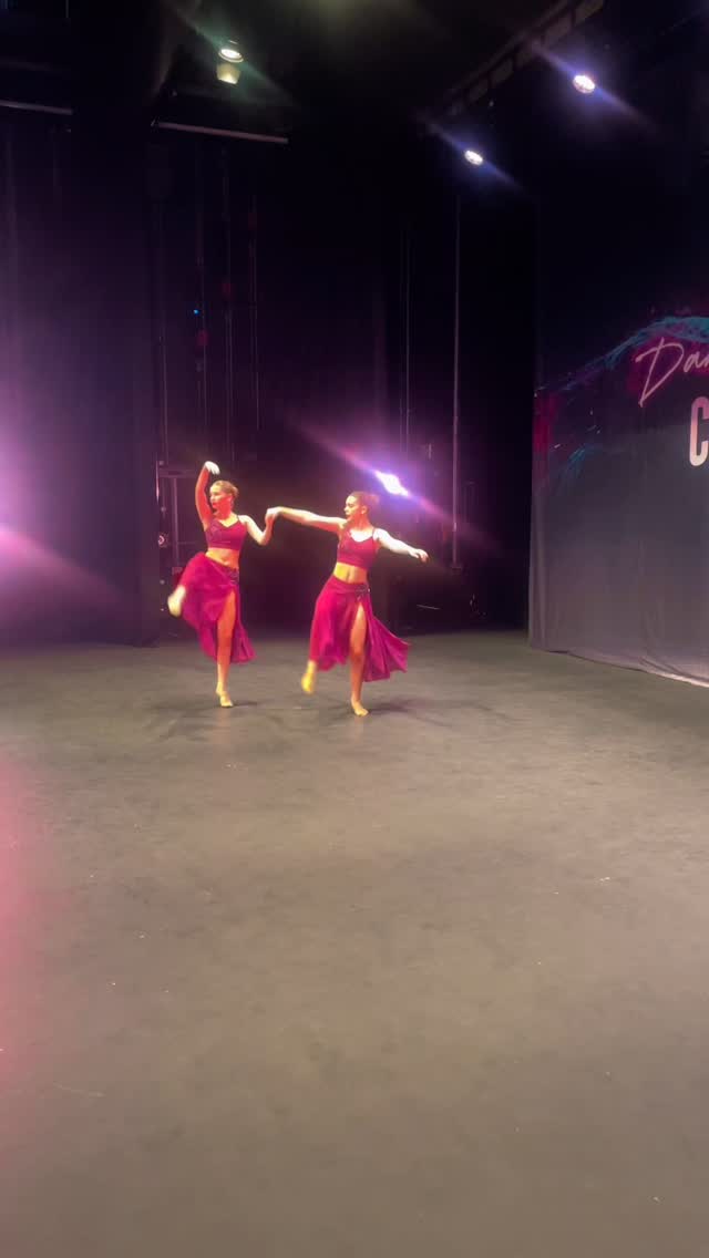 We love tech 🤍
Kicks, leaps, turns classes starting 6th January 💥
#miltonkeynesmums #miltonkeynes #miltonkeyneskids #miltonkeynesdance #dancemiltonkeynes #emdancecoaching #dance #miltonkeynesbusiness