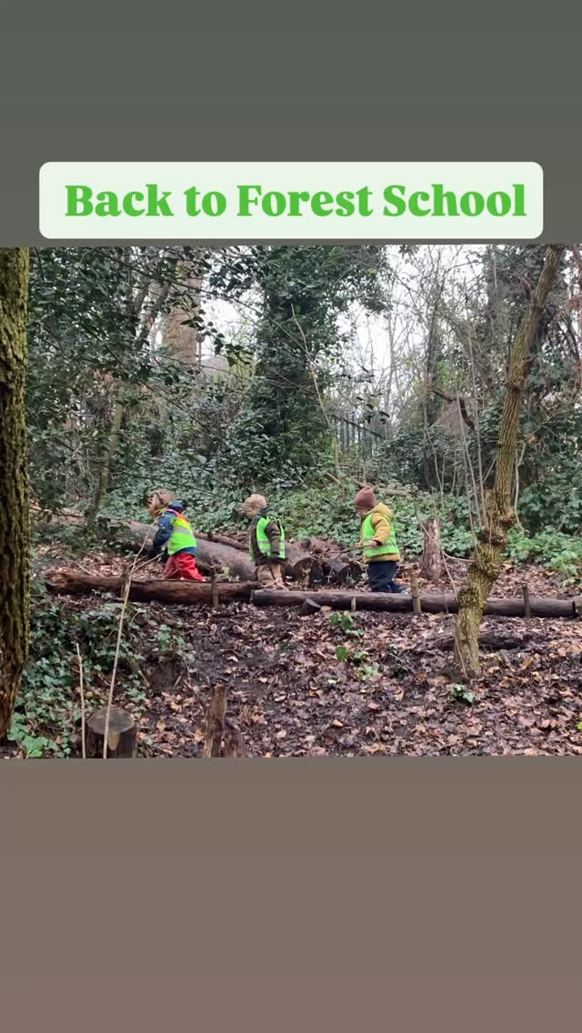 Our Rochester Road children spend 1 day in the woods . They were excited to see the pond iced over today . We took a flask of Paula’s barley soup to warm up our tummies . #northlondonmums #camdennurseries #northlondon #forestschool #creativity
