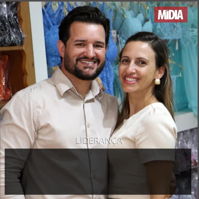 A Doce Paixão Lingerie, uma das marcas mais queridas e influentes do polo de moda íntima de Juruaia, inaugurou no dia 19 de novembro sua nova estrutura fabril e inovador showroom, em um espaço de 800 metros quadrados que representa, além de uma expansão física, a consolidação de uma filosofia empresarial baseada em inovação, responsabilidade social e, sobretudo, fé.
O empreendimento, comandado pelo casal de empresários Daniel Marques e Letícia Marques, é fruto de quase duas décadas de trabalho intenso, de decisões estratégicas e de um propósito que ultrapassa a lógica comercial: contribuir para o desenvolvimento da comunidade onde a empresa nasceu e cresceu.
Leia a@ reportagem completa.
Link na bio.