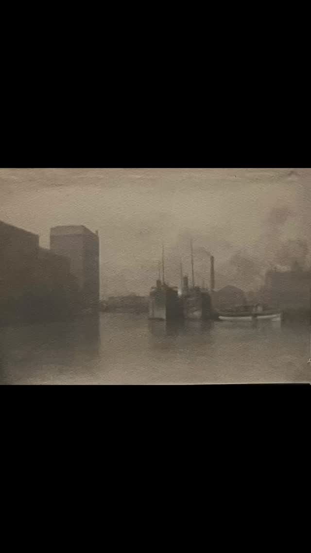 Ma première expo de 2026 est pour un photographe :
📸Edward Weston : Modernité révélée
👏🙏 @mep.paris
« Une cartographie de la progression du photographe d’avant-garde, le pictorialisme à une autre, le modernisme, au cours des années 1920, tout en éclairant cette évolution par des détours vers, d’une part, ses œuvres de jeunesse, et, d’autre part, ses œuvres les plus célèbres, datant des décennies, 1930 et 1940. »
Simon Baker extrait du catalogue de l’exposition.
#collectionstephaniepeyrissac #edwardweston #photo #photographer #photocollectors