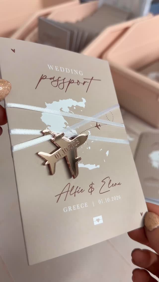 🎨 ANY COLOUR PASSPORT
💌 PERSONALISED WITH YOUR WEDDING DETAILS
✈️ OVER 20 PLANE COLOURS
🌍 WORLDWIDE SHIPPING
The planes are magnetic - the perfect keepsake your weddings guests will treasure long after the big day 💌✨
View my online brochure to see examples & pricing at paperflore.co.uk/passportinvitations Click the link on my page ➡️ @paperflore.uk
#weddinginvitation #destinationwedding #weddinginvitations #passportinvitation #destinationweddings