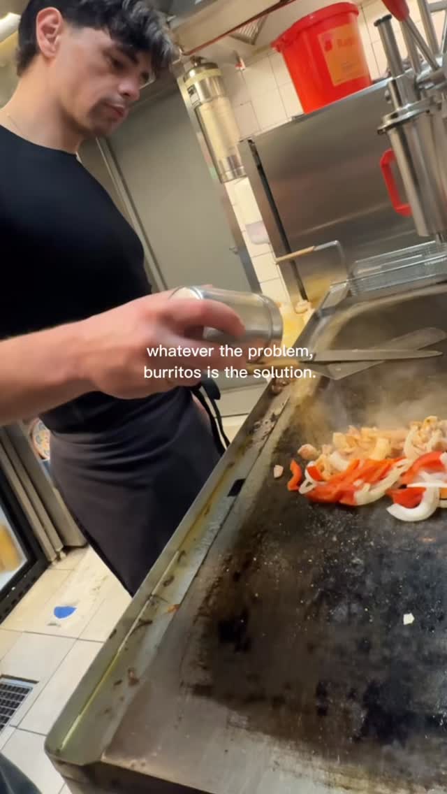 Burrito is the solution to everything. Trust.
#trondheim #streetfood #mexicanfood #laborder #tastyfood