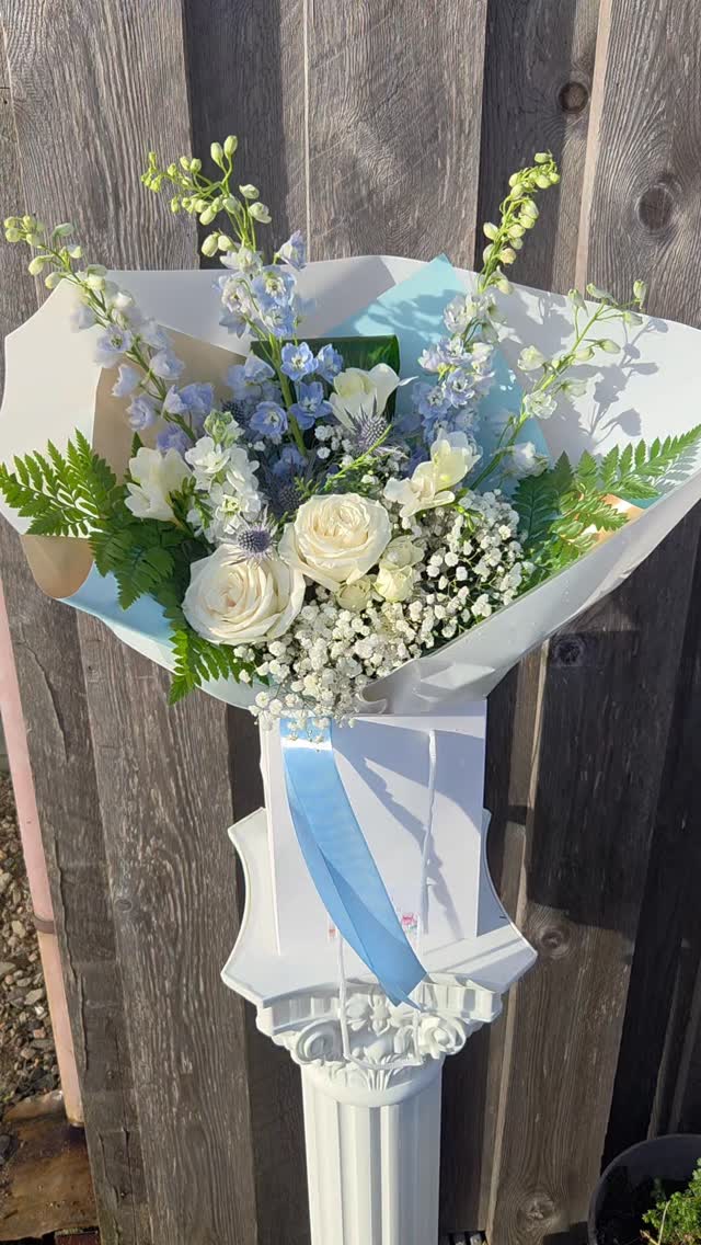 baby blue ☁️💙🐳🍼
#babyblue #baby
#giftidea #babyshower #flowers