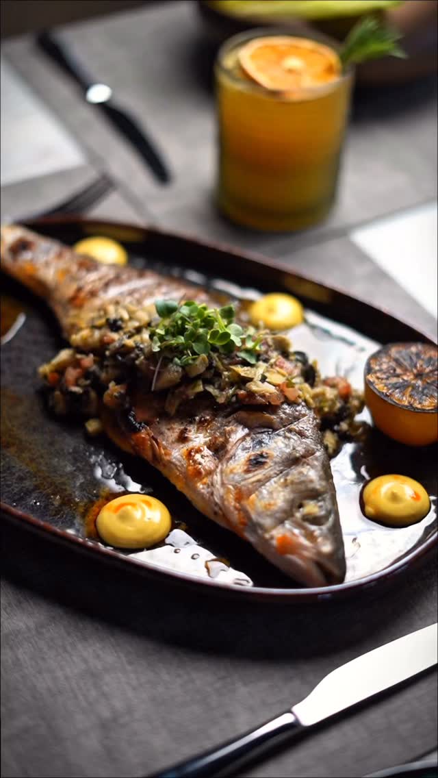 Where the Corniche meets comfort — relaxed dining, beautiful ambience, and memories worth coming back for.
مرحبا بكم في اوبايا ✨
وين الكورنيش يلتقي بالراحة… أجواء راقية وتجربة تستاهل تكررونها
🕒 Daily: 7:00 AM - 3:00 AM
📍 Abu Dhabi Corniche - Lake Park
📞 050 403 0906
@opaia_lounge
#OPAIA #AbuDhabiCorniche #LakePark #AbuDhabiRestaurants #مطاعم_ابوظبي