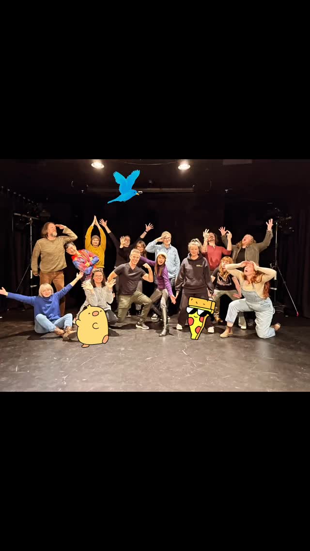 What an amazing class! Looking forward to teaching these awesome folks over the next few weeks.
#victoriabc #comedy #yyjimprov #improv
@theatreskam