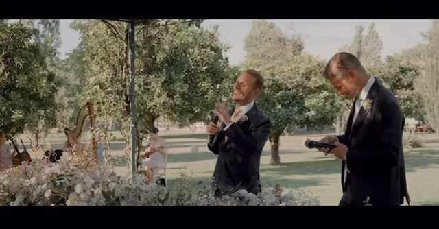 Forever and always. Perché quando l’amore è autentico, il “per sempre” inizia davvero. 🤍
@filmfactoryfilms
@marcocostanzo_tales
@masseriagiosole
@salvatoregattimolofloralevent
@annateresalaudatoevents