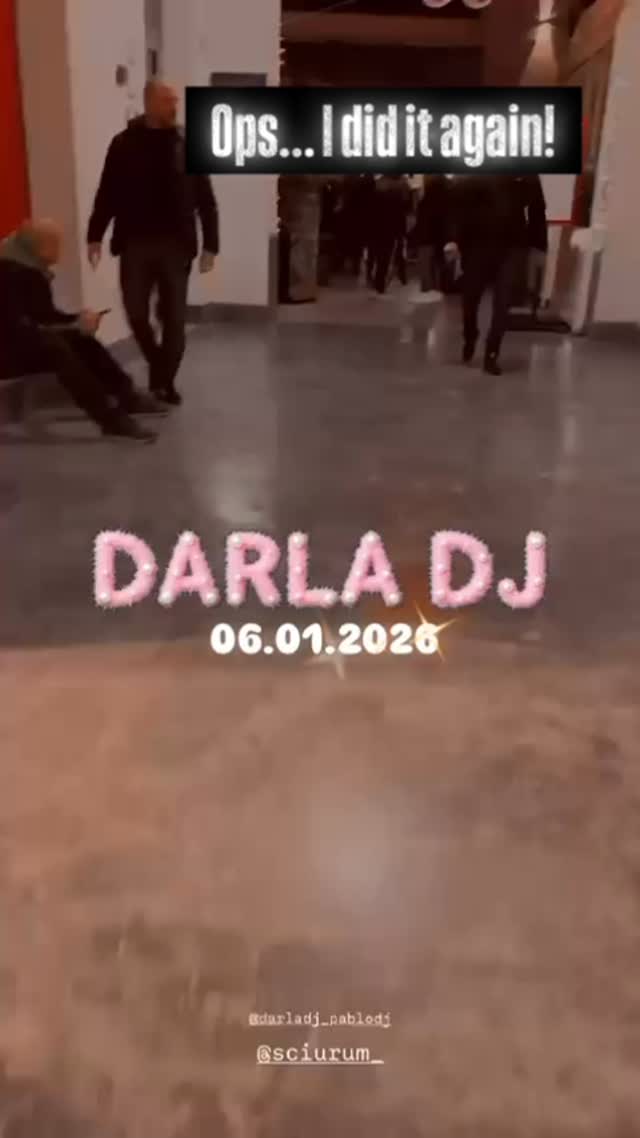 Epifania porta le feste via si ma con allegria!
Vi aspettiamo da SciùRum per continuare a festeggiare con @darladj_pablodj !
Ore 19!!
#ᴅᴊsᴇᴛ #cocktailbar #restaurant #livemusic #pizza