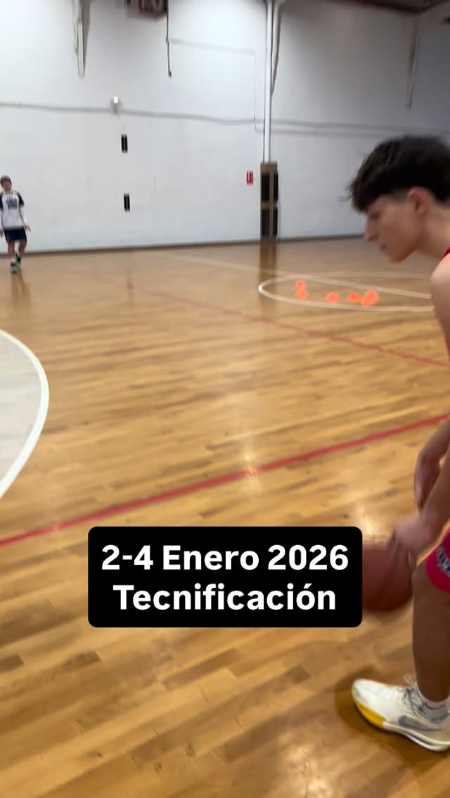 Gracias a todos los jugadores por la asistencia, el trabajo y el buen ambiente estos días. Gracias a las familias por la confianza!
Seguimos trabajando y mejorando en las tecnificaciónes individuales o grupo durante todas las semanas del año! Nos vemos pronto! @coachcrudeli
#basketball #basketballcamp #basketballneverstops🏀
#basketballtraining #basketballdrills