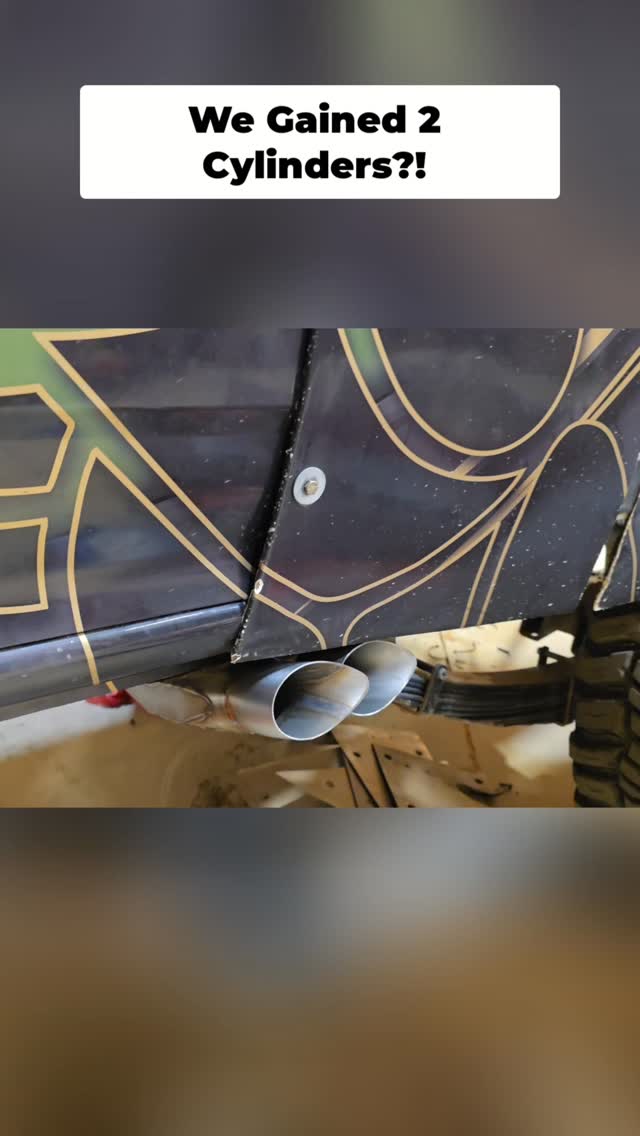 How'd we do it? @hoodratmfg science! Check out the latest YouTube video of us diving into finishing the exhaust and the first fire up.
#exhaust #headers #xpipe #truck #offroad