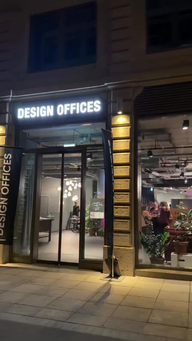 Netzwerken in Stuttgart ✨
Am Freitag, 23.01., ist es wieder so weit:
Unser nächstes FRAUEN&BUSINESS Netzwerktreffen in Stuttgart im @designoffices steht an – geleitet von unserer wunderbaren Standortleitung @elenajakob.de
Beim letzten Mal war die Energie unglaublich:
Lachen, Austausch, ehrliche Verbindungen und echte Business-Power.
Genau dafür steht unsere Community –
füreinander wachsen, voneinander lernen, miteinander handeln.
📍 Willst du noch dabei sein?
Hol dir jetzt dein Ticket, bevor der Shop schließt!
👉 Kommentiere einfach „Stuttgart“, und du bekommst den Link direkt in deine Nachrichten.
Wir freuen uns auf dich und die starke Stuttgarter Community! 💛
#frauenundbusiness #stuttgart #netzwerken #unternehmensberatung
#businessfrauen femaleempowerment community karrierefrauen businessladies