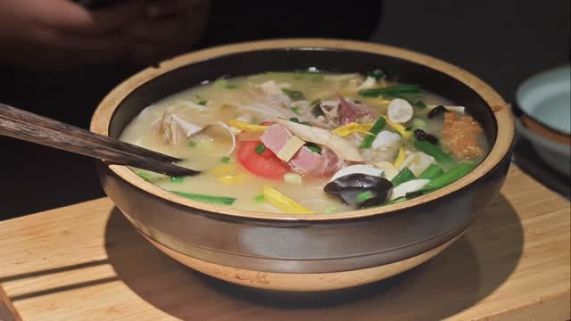 A Taste of Yunnan: The Dishes You Shouldn’t Miss on Your Journey
Here, food is shaped by mountains and valleys, by forests and lakes, by dozens of ethnic cultures living side by side. Every meal tells a story of place, season, and people.
If you want to know more about the Yummies in Yunnan, please visit https://www.kikiholidays.com/post/a-taste-of-yunnan-the-dishes-you-shouldn-t-miss-on-your-journey
#kikiholidays #yunnantravel #china #yunnan