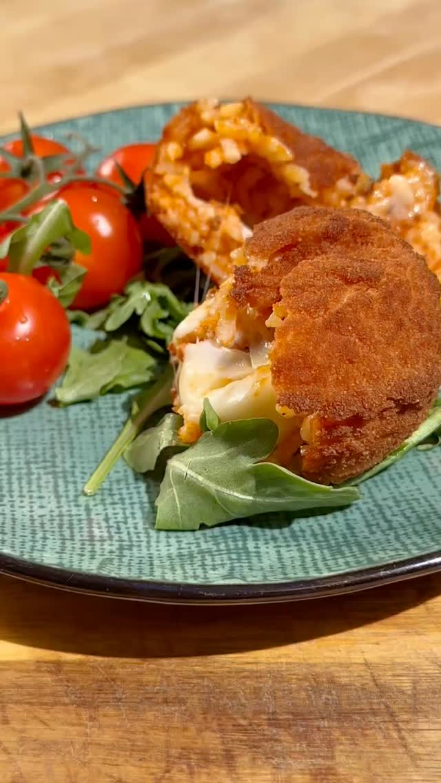 Do you like crispy?
Golden, crunchy, and straight from our kitchen 🤌🔥
#italiancuisine #crispyperfection #foodieitaly #authenticitalian #italianrestaurant