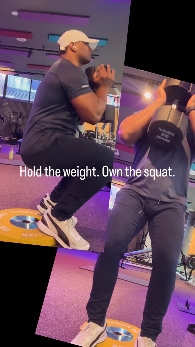 How to Perform a Goblet Squat
1️⃣ Set up
Hold a dumbbell or kettlebell close to your chest, elbows pointing down. Stand with feet about or slightly less than shoulder-width apart, toes slightly turned out.
2️⃣ Brace & posture
Engage your core, keep your chest tall, and maintain a neutral spine. Think “ribs down, core tight.”
3️⃣ The descent
Push your hips back and bend your knees at the same time. Sit down between your hips, keeping the weight close to your body.
4️⃣ Depth
Lower until your thighs are at least parallel (or as deep as mobility allows) while keeping heels flat and knees tracking over toes.
5️⃣ Drive up
Push through your heels and mid-foot to stand up. Squeeze your glutes at the top without leaning back.
6️⃣ Breathe
Inhale on the way down, exhale as you stand up.
Coaching cues
• “Sit between your hips”
• “Chest tall, elbows inside knees”
• “Control the descent, explode up”
Common mistakes to avoid
❌ Letting knees cave in
❌ Rounding the lower back
❌ Holding the weight away from the chest