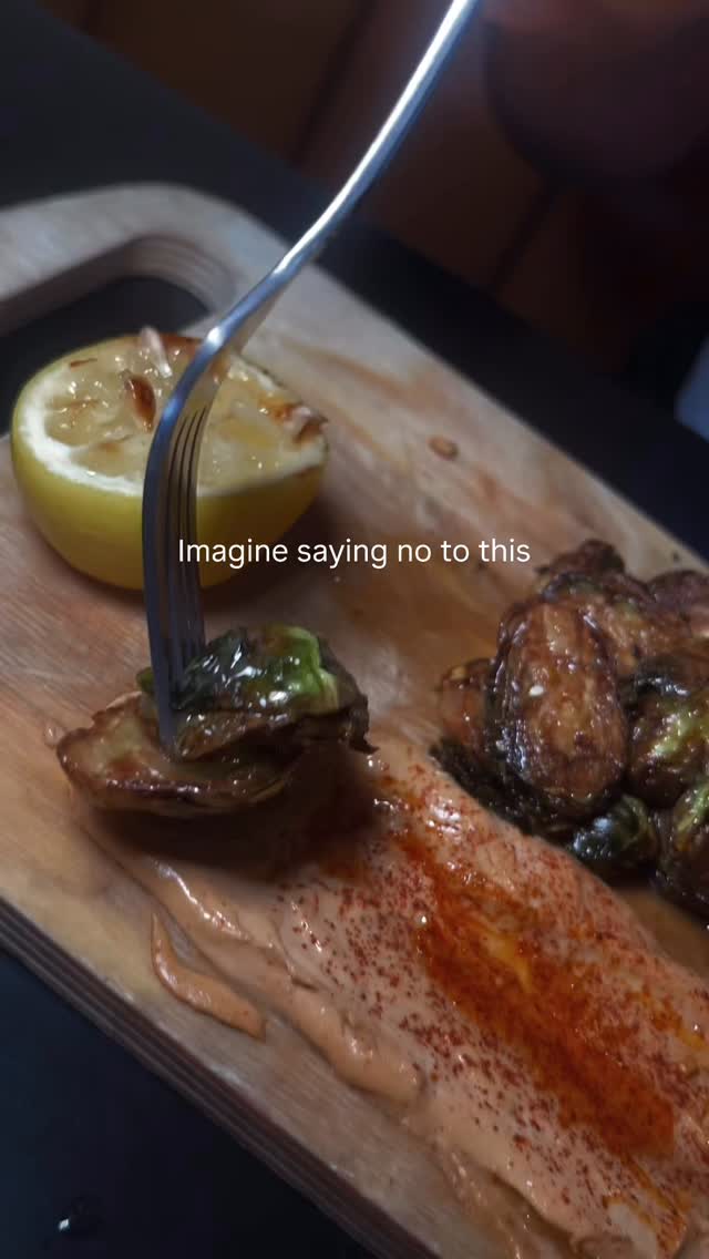 When the solution is simply… food.
.
.
.
.
.
#eatandrest #simplepleasures #groundedgirl #eveningrituals #selfsupport