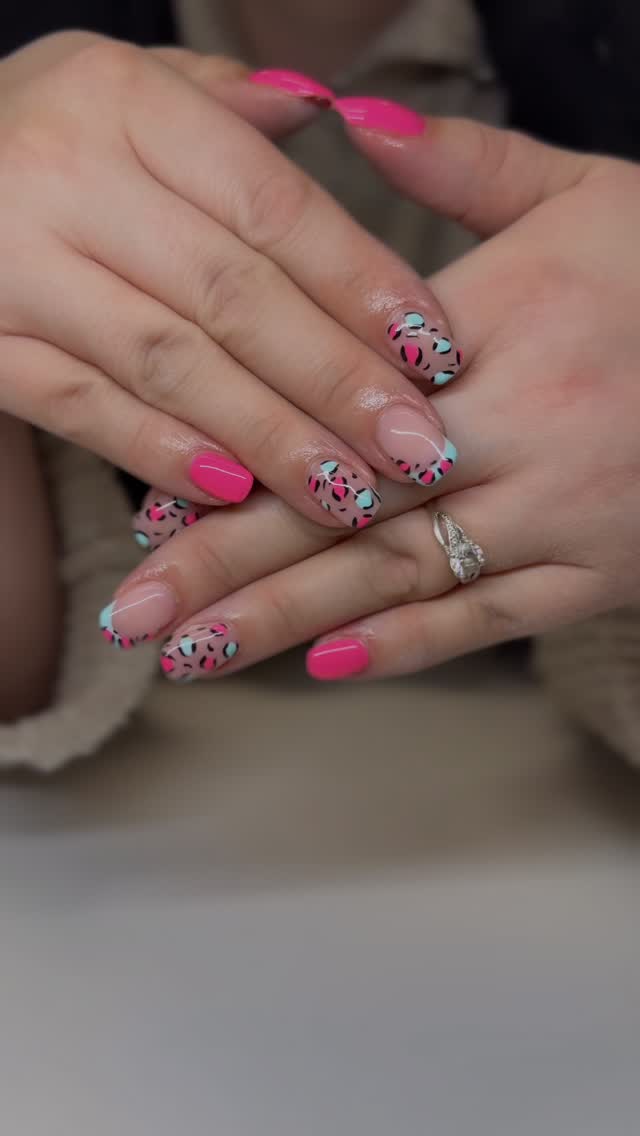 Christmas nails are out … bring on the brights 🥳