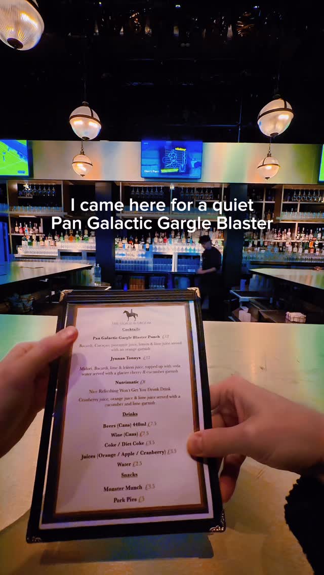 When a quiet drink at the local turns into an unexpected adventure...
#HitchhikersGuideLive