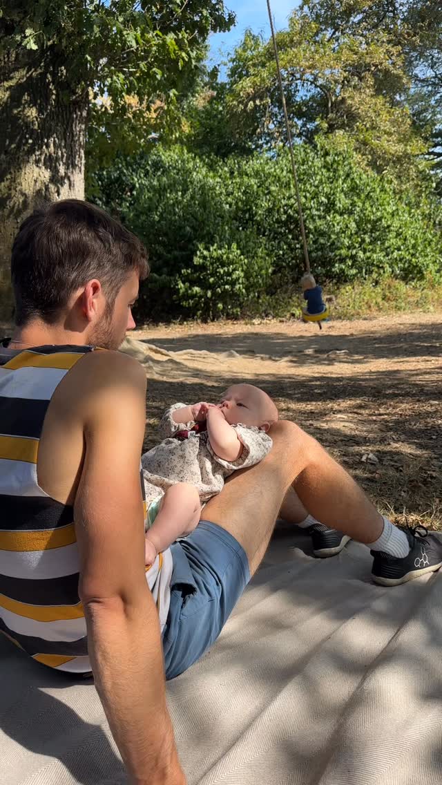 Your body isn’t broken.
It’s responding exactly as it should to stress, depletion, and overload.
When we change the environment —
how we eat, rest, move, breathe, think, and live —
the body often remembers how to heal.
✨ If this resonates, slow down with us.
💬 Message us to begin your natural health journey gently.
#holistichealth
#nervoussystemregulation
#naturalhealingjourney
#lifestylemedicine
#slowwellnes